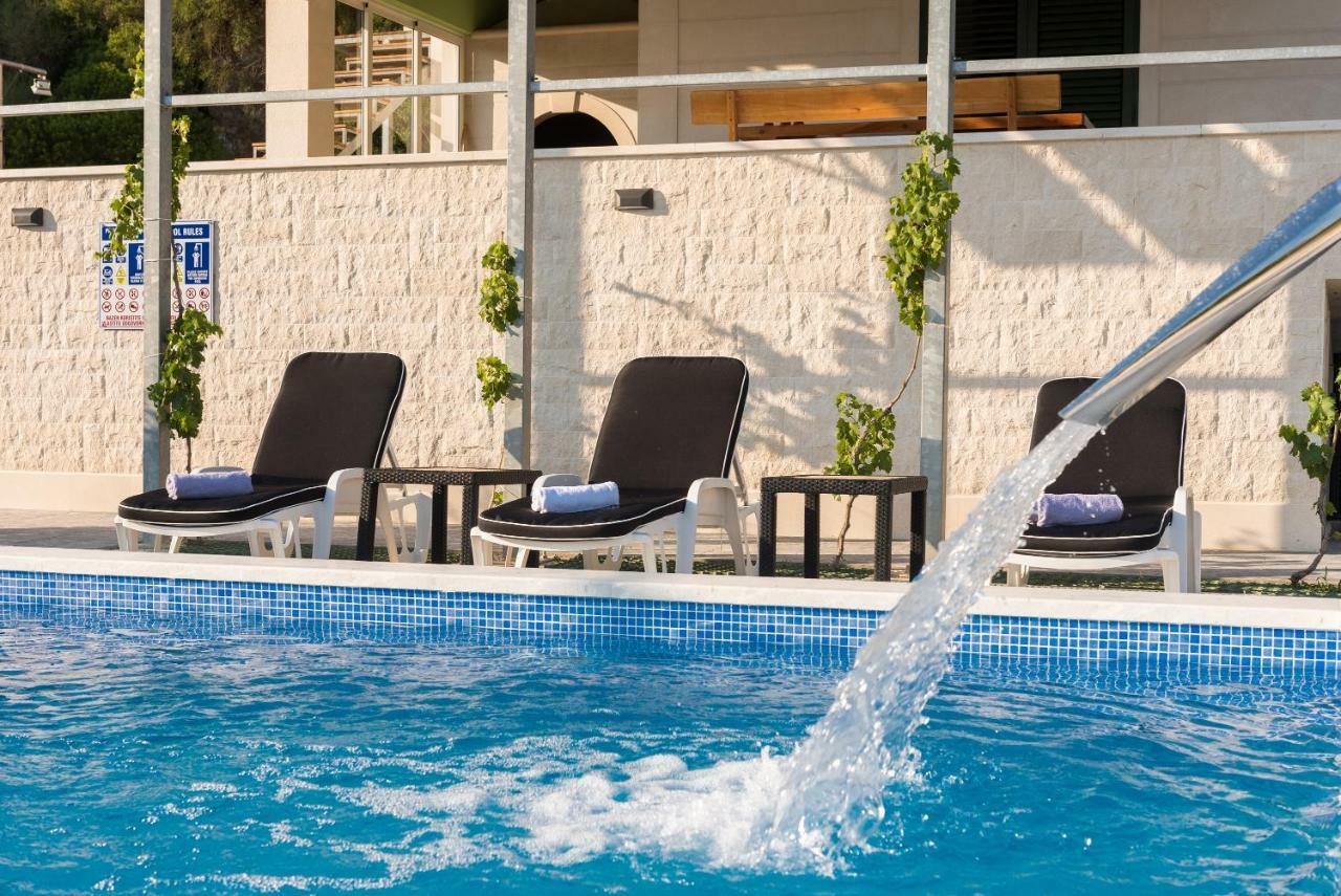 Villa Solitude Sibenik Luaran gambar